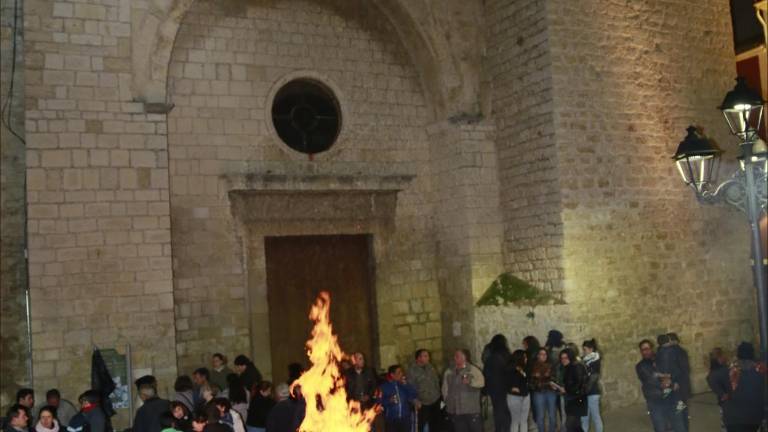 “Lo malo” arde en San Antón “Lo malo” arde en San Antón