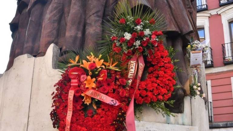 Benavides y su “regalo” Benavides y su “regalo”