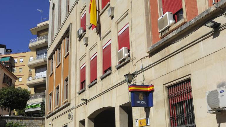 Detenido por abordar a una mujer en plena calle y abusar de ella Detenido por abordar a una mujer en plena calle y abusar de ella