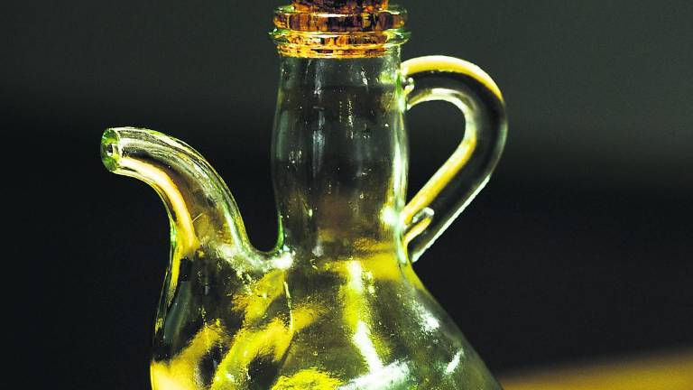 Las embotelladoras italianas se llevan menos aceite de oliva Las embotelladoras italianas se llevan menos aceite de oliva