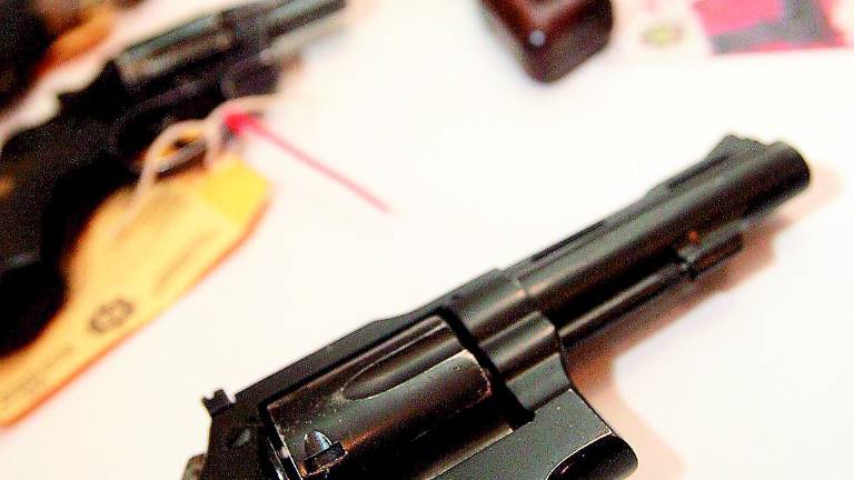 Casi 200 jiennenses tienen licencia en vigor para llevar pistola Casi 200 jiennenses tienen licencia en vigor para llevar pistola
