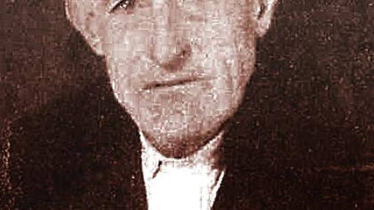 Un fiel devoto del Cristo de la Salud, Señor de los “pujareros” Un fiel devoto del Cristo de la Salud, Señor de los “pujareros”