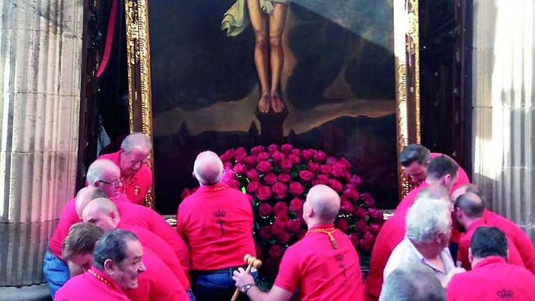 Devoción y fervor en torno al Cristo del Consuelo Devoción y fervor en torno al Cristo del Consuelo