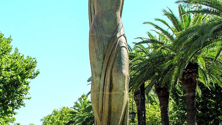 La Plaza de la Constitución, un referente linarense