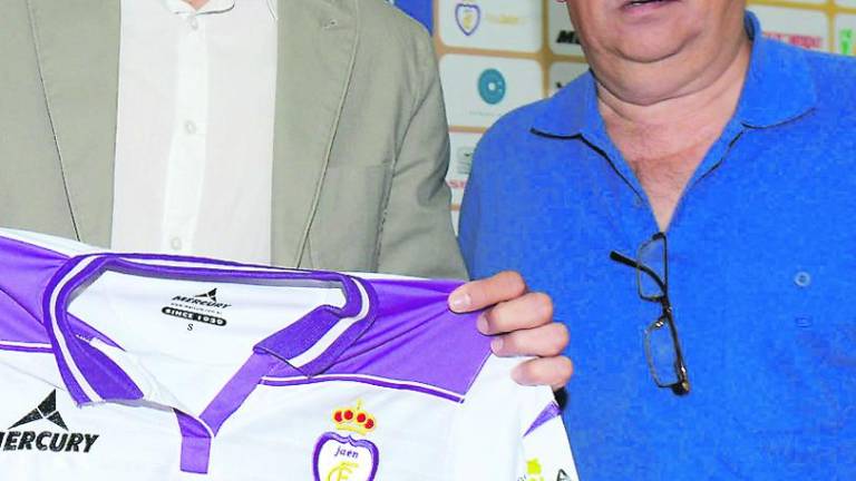Faltan dos fichajes más Faltan dos fichajes más