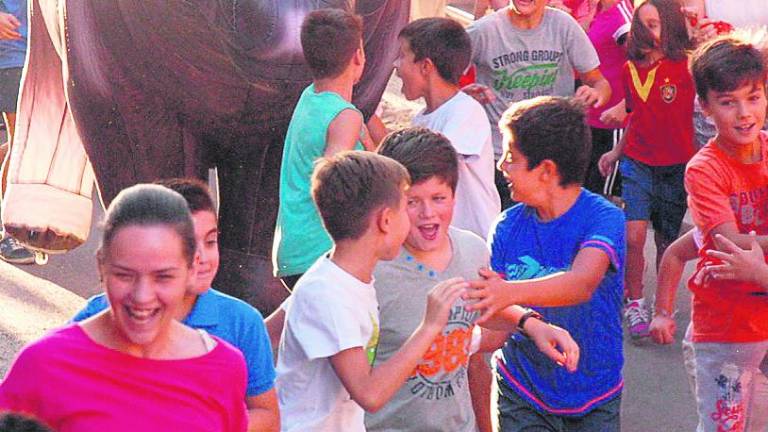Días para la diversión del pueblo Días para la diversión del pueblo