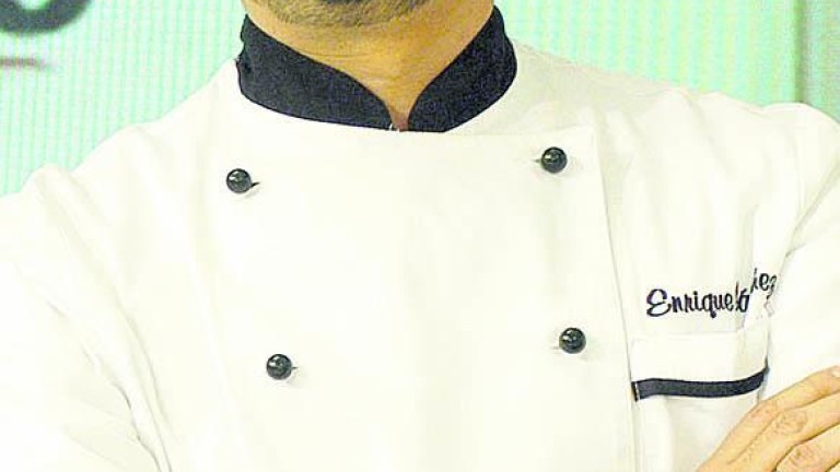 enrique sánchez: El cocinero está al frente de “Cómetelo” y “La Báscula”