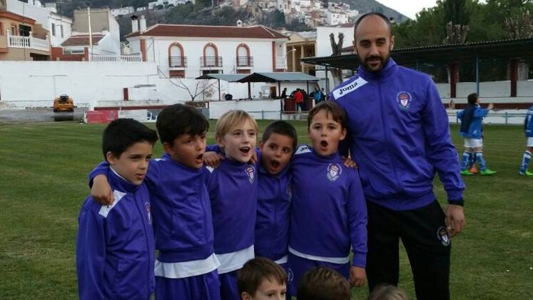 Santa Claus regala un gran triunfo a los prebenjamines Santa Claus regala un gran triunfo a los prebenjamines
