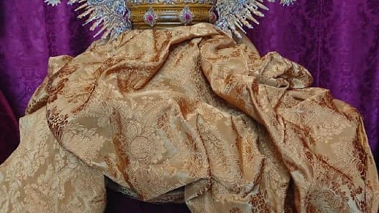 La réplica de la nueva corona rociera recalará en Jamilena
