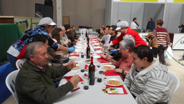 Respaldo masivo a la Feria de los Pueblos en la última jornada