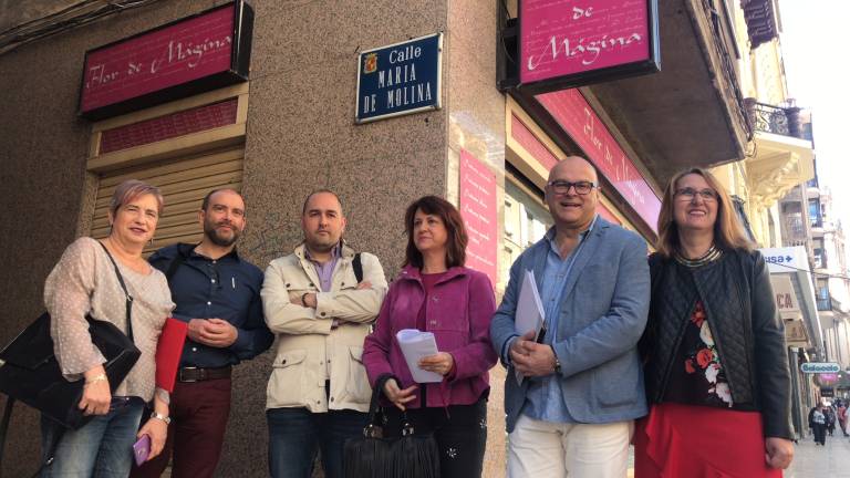 Las mujeres son la inmensa minoría en el callejero. Las mujeres son la inmensa minoría en el callejero.