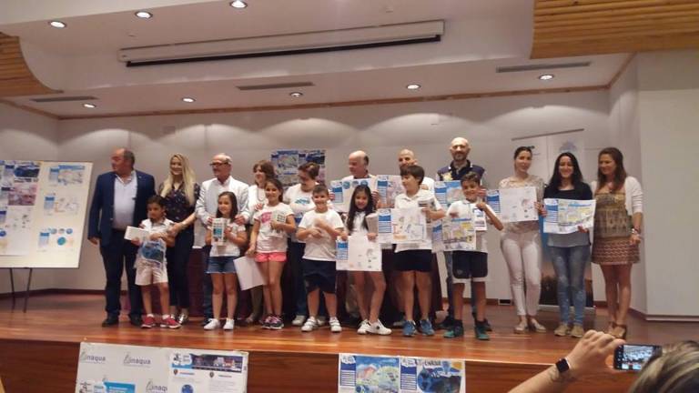 Linaqua entrega los premios a los ganadores del concurso de dibujo Linaqua entrega los premios a los ganadores del concurso de dibujo