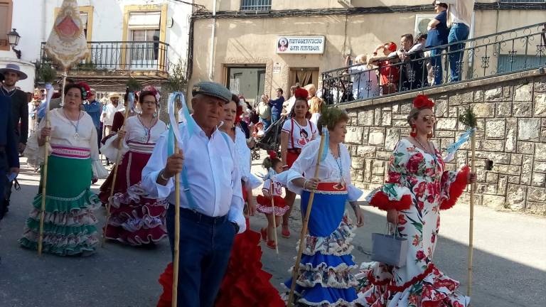 Una romería repleta de devoción Una romería repleta de devoción