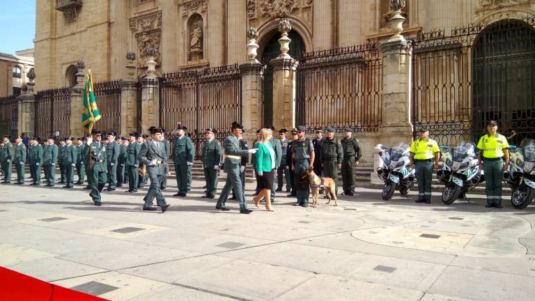 Molina reconoce a la Guardia Civil como garantía incuestionable en el cumplimiento de la legalidad Molina reconoce a la Guardia Civil como garantía incuestionable en el cumplimiento de la legalidad