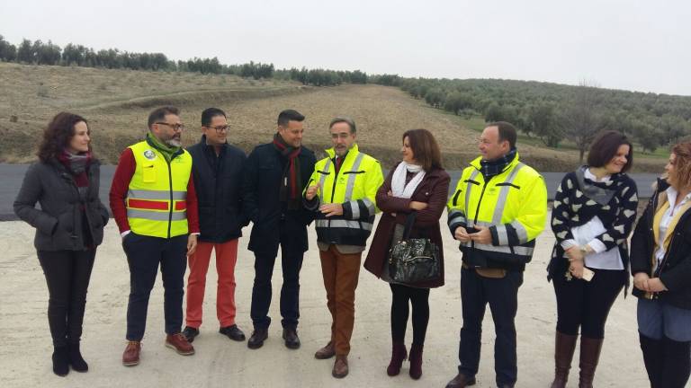 La Junta reforzará el firme de la A-315 a su paso por Peal La Junta reforzará el firme de la A-315 a su paso por Peal