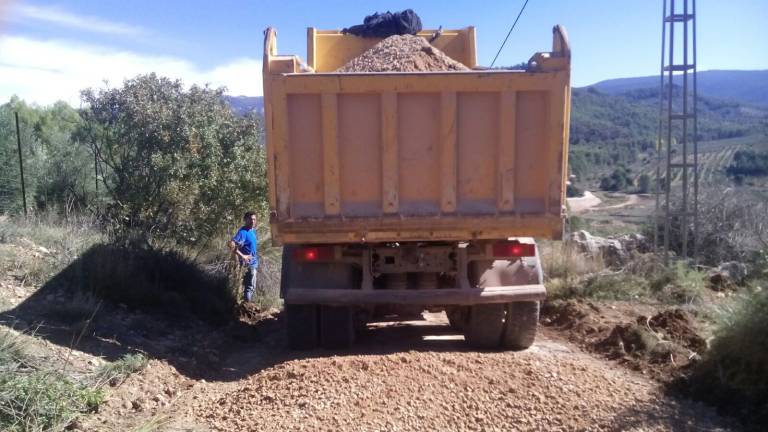 Obras urgentes en Siles en los carriles afectados por la lluvia Obras urgentes en Siles en los carriles afectados por la lluvia