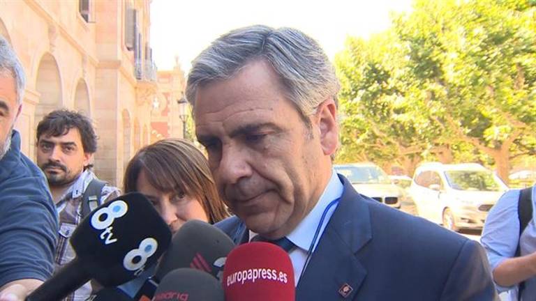 De Alfonso a los políticos: “Me reúno con todos ustedes” De Alfonso a los políticos: “Me reúno con todos ustedes”