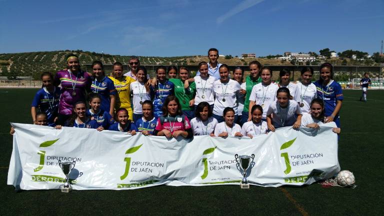 El Atlético Jiennense y la Peña Deportiva conquistan el título femenino y benjamín El Atlético Jiennense y la Peña Deportiva conquistan el título femenino y benjamín