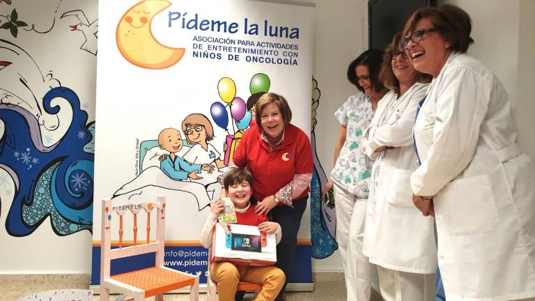 Pídeme la Luna hace feliz al niño Aitor Pídeme la Luna hace feliz al niño Aitor