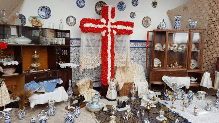 Las Cruces de mayo se engalanan Las Cruces de mayo se engalanan