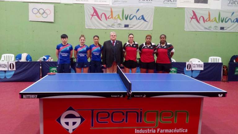 El Tecnigen salva el liderato ante el Rivas con una apurada victoria en casa El Tecnigen salva el liderato ante el Rivas con una apurada victoria en casa