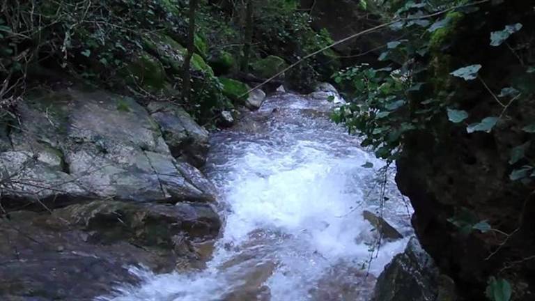 Hallan el cadáver del menor perdido en una excursión escolar Hallan el cadáver del menor perdido en una excursión escolar