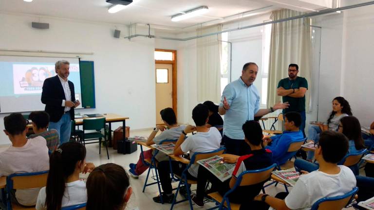 La práctica después de la teoría La práctica después de la teoría