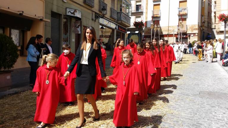 Miles de fieles veneran el Cuerpo de Cristo por las calles de Jaén Miles de fieles veneran el Cuerpo de Cristo por las calles de Jaén