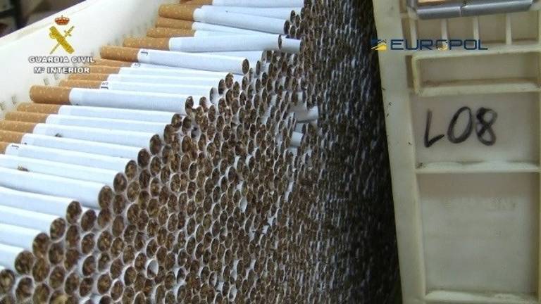 Fabricaban 2 millones de cigarrillos ilegales al día