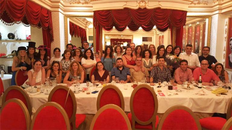 Homenaje a la profesora Ana Extremera Homenaje a la profesora Ana Extremera