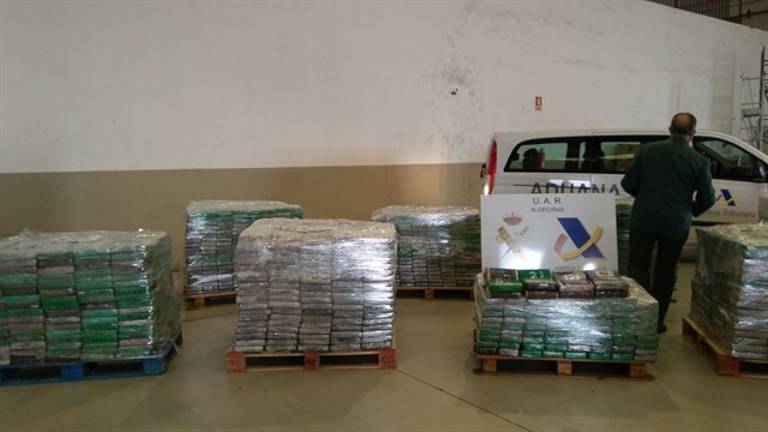 Cae el mayor alijo de coca intervenido en España Cae el mayor alijo de coca intervenido en España