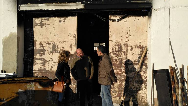 ¿Fortuito o intencionado? La Policía investiga el incendio en las naves municipales ¿Fortuito o intencionado? La Policía investiga el incendio en las naves municipales