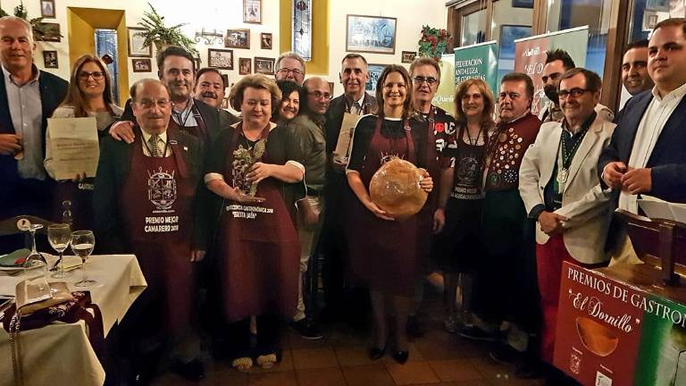 La Cofradía Gastronómica “El Dornillo” entrega sus premios La Cofradía Gastronómica “El Dornillo” entrega sus premios