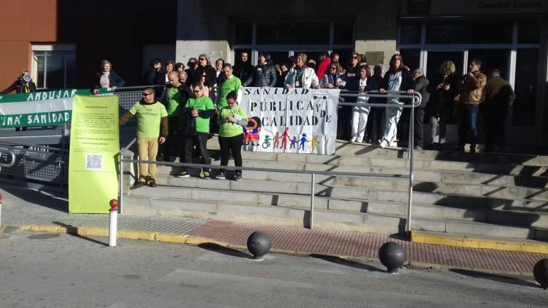 Protesta por el abandono del Neurotraumatológico