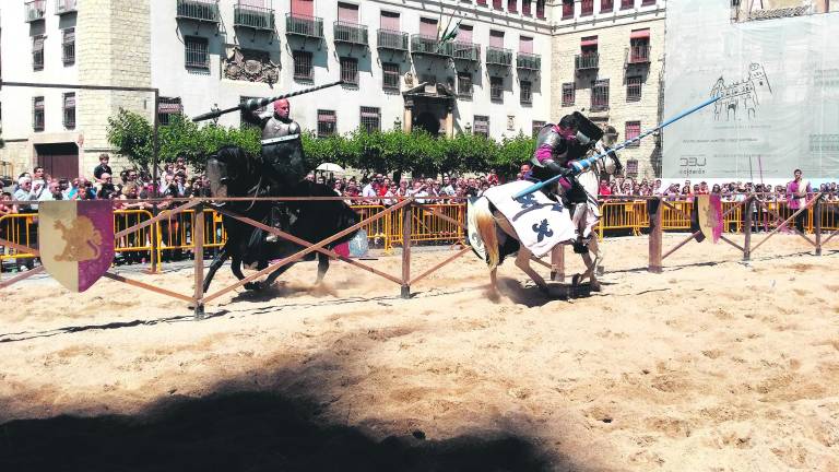 Vuelta al Medievo para revivir el Pacto de Jaén Vuelta al Medievo para revivir el Pacto de Jaén