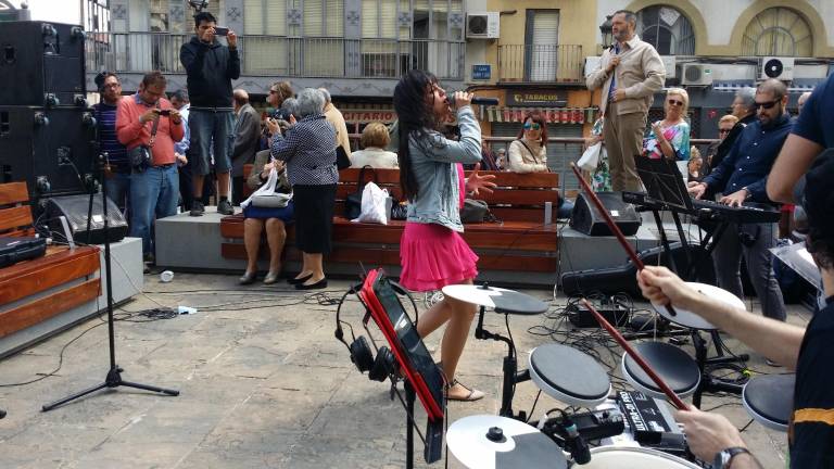 Miles de fieles veneran el Cuerpo de Cristo por las calles de Jaén Miles de fieles veneran el Cuerpo de Cristo por las calles de Jaén