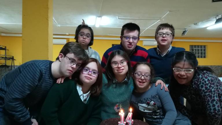 Merecido aplauso a menores que son un ejemplo Merecido aplauso a menores que son un ejemplo