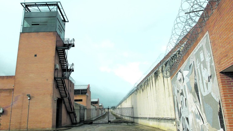 Funcionarios logran abortar el intento de fuga de un recluso