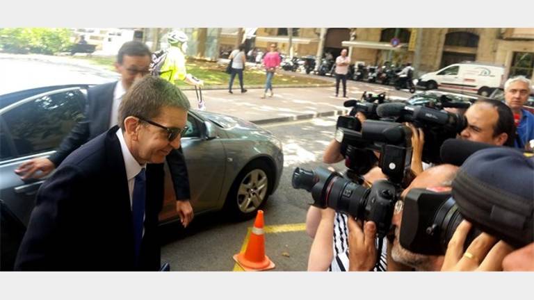 Dimite el fiscal jefe Anticorrupción, Manuel Moix Dimite el fiscal jefe Anticorrupción, Manuel Moix
