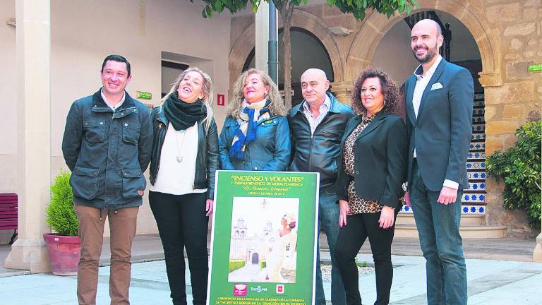 La Plaza Vázquez de Molina acogerá un desfile benéfico La Plaza Vázquez de Molina acogerá un desfile benéfico