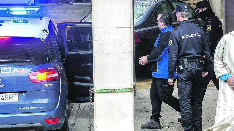 Fianza de 10.000 euros para el “youtuber” de las armas Fianza de 10.000 euros para el “youtuber” de las armas