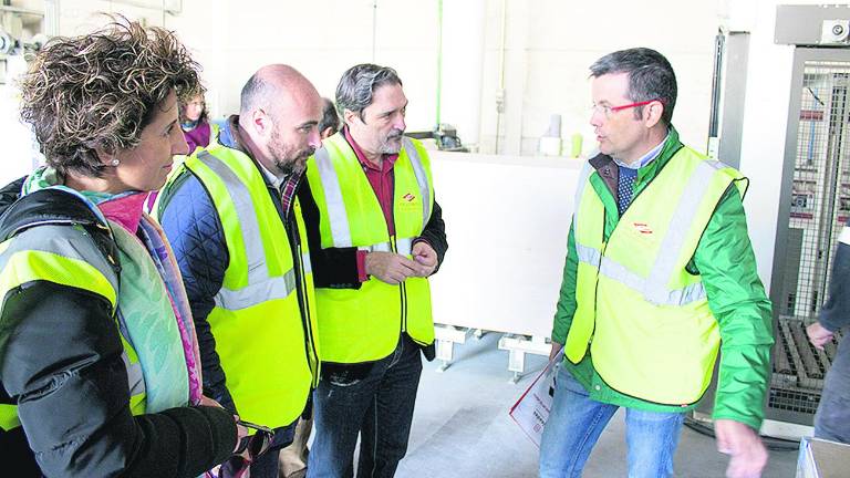 Apuesta por el empleo local Apuesta por el empleo local