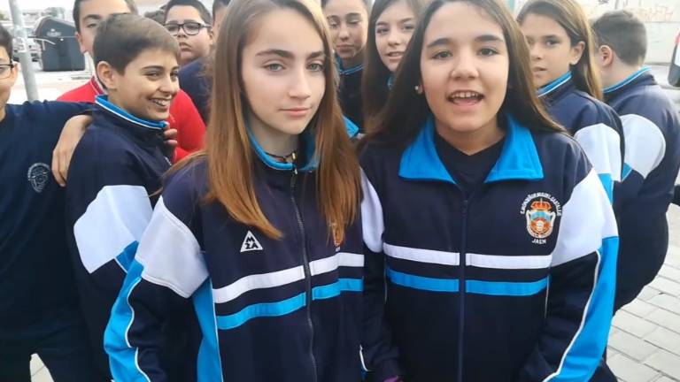 Alumnos del “Vera-Cruz”, con el medio ambiente Alumnos del “Vera-Cruz”, con el medio ambiente