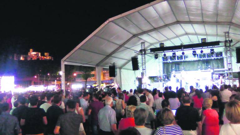 Buen ambiente en la feria de junio