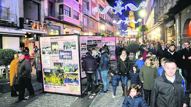 Teatro y música para la clausura de la exposición callejera