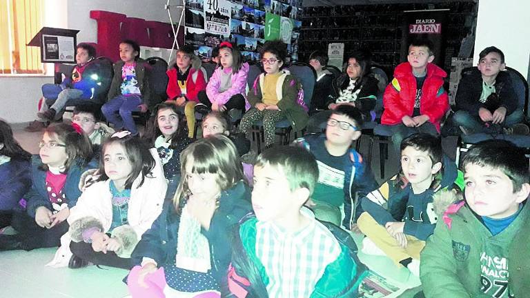 Los más aventajados del colegio Los más aventajados del colegio