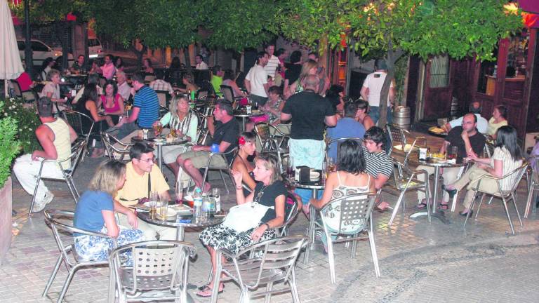 Las terrazas propician más “caja” para bares y restaurantes en julio Las terrazas propician más “caja” para bares y restaurantes en julio
