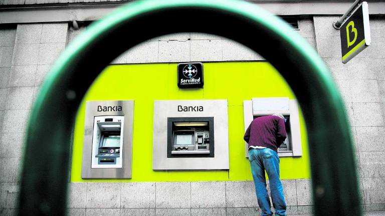 Bankia reducirá 22 puestos de trabajo tras la unión con BMN