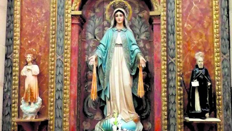 Sorpresa por la sustracción de dos imágenes en Santa Ana Sorpresa por la sustracción de dos imágenes en Santa Ana