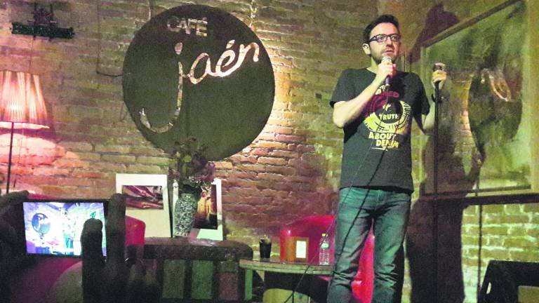 Risas entre café y copas Risas entre café y copas